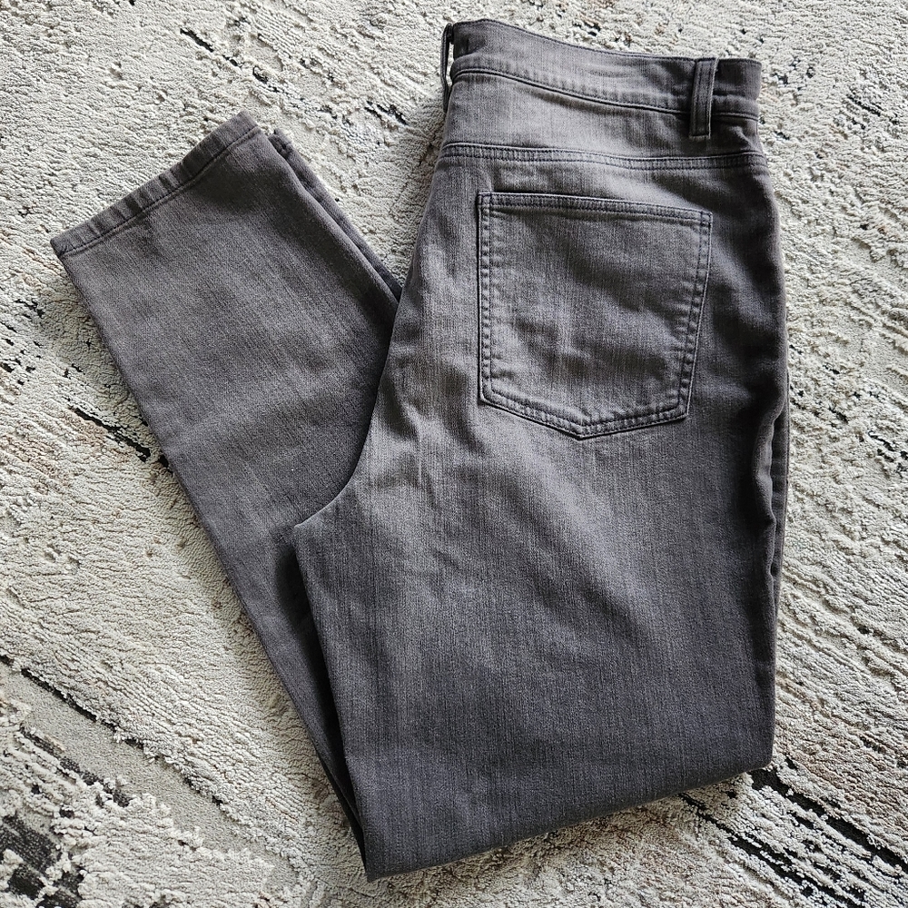 Eileen Fisher Hi Waisted Slim Jean